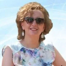 Psk. Leyla Genç Akaçlı — Psikoloji, İstanbul. Portre fotoğrafı.