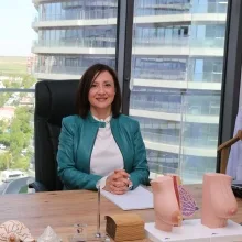 Doç. Dr. Gül Dağlar — Genel Cerrahi, Ankara. Portre fotoğrafı.