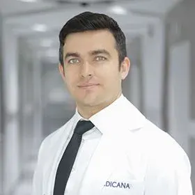 Op. Dr. Kerem Yılmaz profilinde yer alan galeri fotoğrafı.
