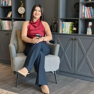 Psk. | Bilim Uzmanı Seda Altun Gök — Mersin. Portre fotoğrafı.