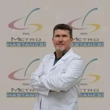 Prof. Dr. Nejat Narlı — Seyhan, Adana. Portre fotoğrafı.