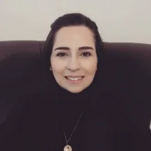 Psk. Yasemin Solak Çalıkoğlu — Psikoloji, Kadıköy, İstanbul. Portre fotoğrafı.