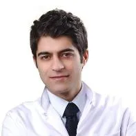 Prof. Dr. Selçuk Selçuk — Kadın Hastalıkları Ve Doğum, İstanbul. Portre fotoğrafı.