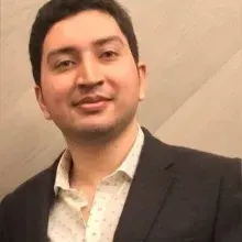 Op. Dr. İlker Erdinç Öztürk — Kulak Burun Boğaz, İstanbul. Portre fotoğrafı.