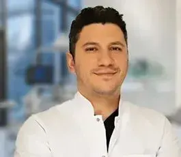 Dr. Dt. Utku Üretürk profilinde yer alan galeri fotoğrafı.