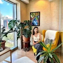 Psk. İrem Arslan — Psikoloji, İstanbul. Portre fotoğrafı.