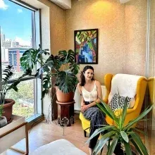 Psk. İrem Arslan — Psikoloji, İstanbul. Portre fotoğrafı.