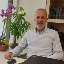 Doç. Dr. M. Yılmaz Salman — Üroloji, İstanbul. Portre fotoğrafı.