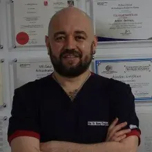 Op. Dr. Barış Özgürol — Ortopedi Ve Travmatoloji, İstanbul. Portre fotoğrafı.