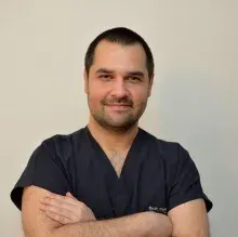 Uzm. Dt. Doruk Şaher — Ankara. Portre fotoğrafı.