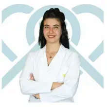 Dr. Öğr. Üyesi Büşra Kaplan — Kulak Burun Boğaz, Ankara. Portre fotoğrafı.