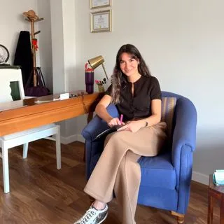 Kl. Psk. Ceren Feyza Budak — Psikoloji, Ankara. Portre fotoğrafı.