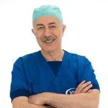 Op. Dr. Hacı Ahmet Baş — Göz Hastalıkları, İstanbul. Portre fotoğrafı.