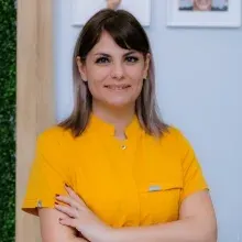 Dr. Dt. Cansu Oğan — Ankara. Portre fotoğrafı.