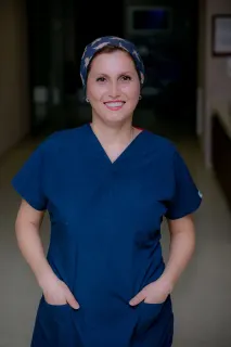 Doç. Dr. Gül Bora Makal profilinde yer alan galeri fotoğrafı.