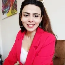 Psk. Dan. Hatice Kübra Çelik — Psikolojik Danışma ve Rehberlik, İstanbul. Portre fotoğrafı.