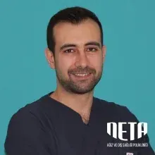 Dr. Dt. Aytaç Gürsel — Bursa. Portre fotoğrafı.