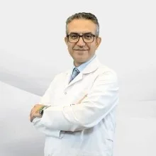 Prof. Dr. Alper Sevinç — Tıbbi Onkoloji, Şehitkamil, Gaziantep. Portre fotoğrafı.