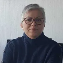 Uzm. Dr. Nalan Öztürk Küçükşahin — Nöroloji, Ankara. Portre fotoğrafı.