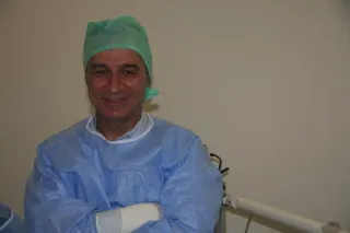 Op. Dr. Ali Nihat Ofluoğlu profilinde yer alan galeri fotoğrafı.