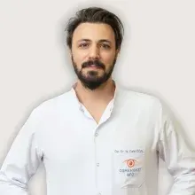 Op. Dr. M.Celal Öcal — Göz Hastalıkları, Bursa. Portre fotoğrafı.