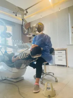 Uzm. Dt. Betül Kütük profilinde yer alan galeri fotoğrafı.
