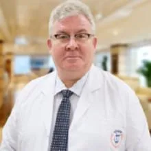 Prof. Dr. Ömer Necip Aytuğ — Gastroenteroloji, Ümraniye, İstanbul. Portre fotoğrafı.