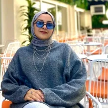 Psk. Şule Enişte — Psikoloji, Adana. Portre fotoğrafı.