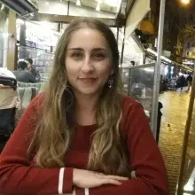 Dyt. Özlem Aslan Bursalı — Diyetisyen, Eskişehir. Portre fotoğrafı.