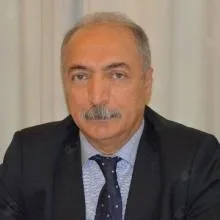 Prof. Dr. Mustafa Bakar — Nöroloji, Bursa. Portre fotoğrafı.