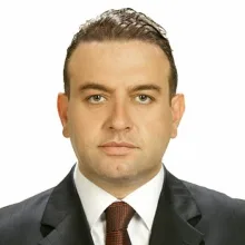 Op. Dr. Mustafa G. Saygın — Kalp Ve Damar Cerrahisi, İstanbul. Portre fotoğrafı.