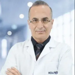 Uzm. Dr. Ercan Kayış — Çocuk Sağlığı Ve Hastalıkları, Amasya. Portre fotoğrafı.