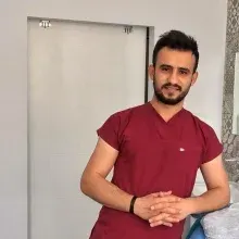 Dt. Ahmet Azizoğlu — Diş Hekimi, Konya. Portre fotoğrafı.
