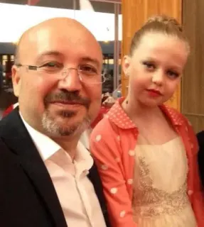 Op. Dr. İrfan Tarhan profilinde yer alan galeri fotoğrafı.