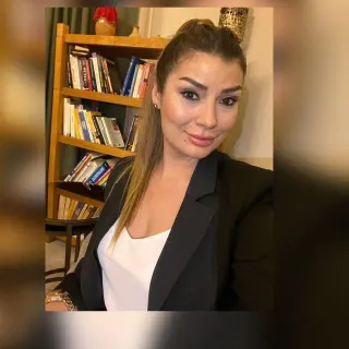 Uzm. Psk. Deniz Şimşek profilinde yer alan galeri fotoğrafı.