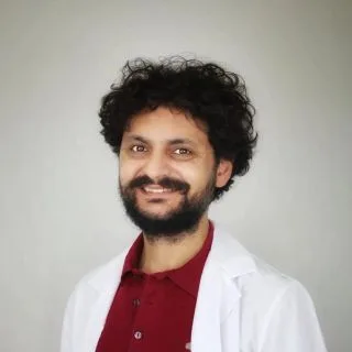 Op. Dr. Volkan Yücel — Kulak Burun Boğaz, Çankaya, Ankara. Portre fotoğrafı.