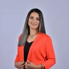 Uzm. Dr. Nuray Evrin — İç Hastalıkları, Ankara. Portre fotoğrafı.