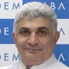 Prof. Dr. Hayati Özkan — Kalp Ve Damar Cerrahisi, Nilüfer, Bursa. Portre fotoğrafı.