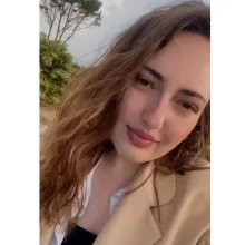 Dyt. Derya Barış — Diyetisyen, Düzce. Portre fotoğrafı.