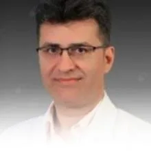 Dr. Öğr. Üyesi Çetiner Özcan — Psikiyatri, İstanbul. Portre fotoğrafı.