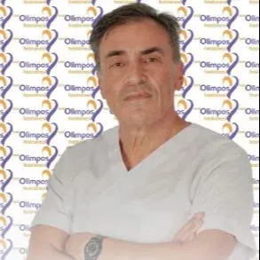 Uzm. Dr. Erdoğan Güler — Fiziksel Tıp Ve Rehabilitasyon, Konyaaltı, Antalya. Portre fotoğrafı.