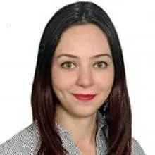 Psk. Nilüfer Önder Sanatçı — Psikoloji, İstanbul. Portre fotoğrafı.