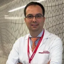 Doç. Dr. M. Ferhat Ferhatoğlu — Genel Cerrahi, İstanbul. Portre fotoğrafı.