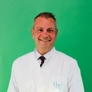 Prof. Dr. E.Gürkan Dumlu — Genel Cerrahi, Çankaya, Ankara. Portre fotoğrafı.