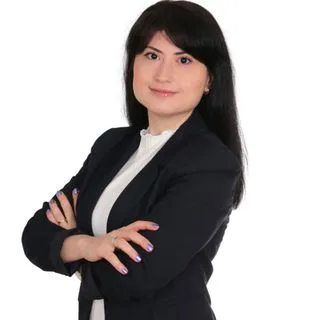 Kl. Psk. Gül Billur Gençer Açıkel — Psikoloji, İstanbul. Portre fotoğrafı.