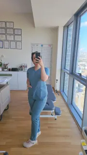 Fzt. Elif Aydoğduoğlu profilinde yer alan galeri fotoğrafı.