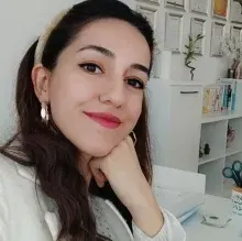 Dyt. Edanur Zeyveli — Diyetisyen, Malatya. Portre fotoğrafı.