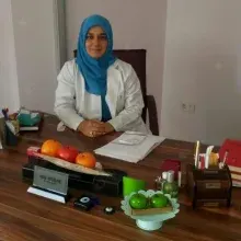 Dyt. Ayla Atlılar — Diyetisyen, Bursa. Portre fotoğrafı.