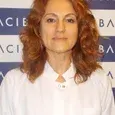 Prof. Dr. Sibel Gündeş — Enfeksiyon Hastalıkları, Bahçelievler, İstanbul. Portre fotoğrafı.