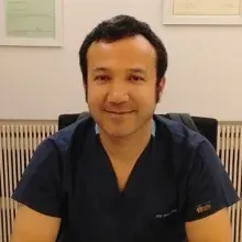 Uzm. Fzt. Tarık Çetin — Fizyoterapi Ve Rehabilitasyon, İstanbul. Portre fotoğrafı.